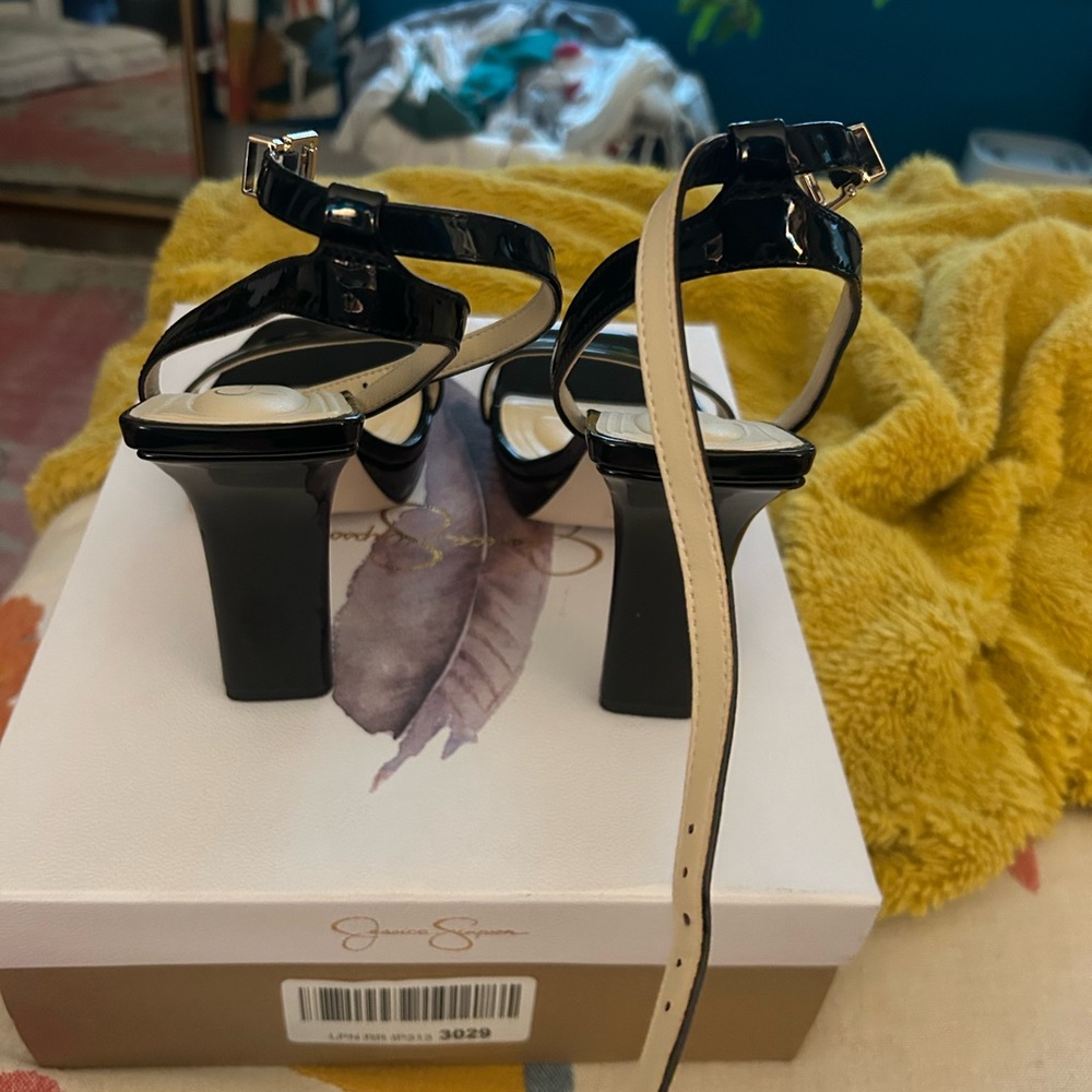 NIB Jessica Simpson Adonia Size 8 Black Heels - Picture 3 of 4